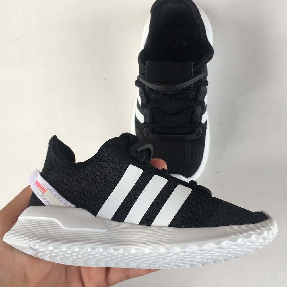 Toddlers Adidas U_path run  size 8k